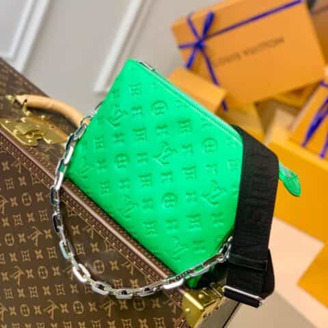 Louis Vuitton LV Coussin 链条斜挎包 M57936绿色