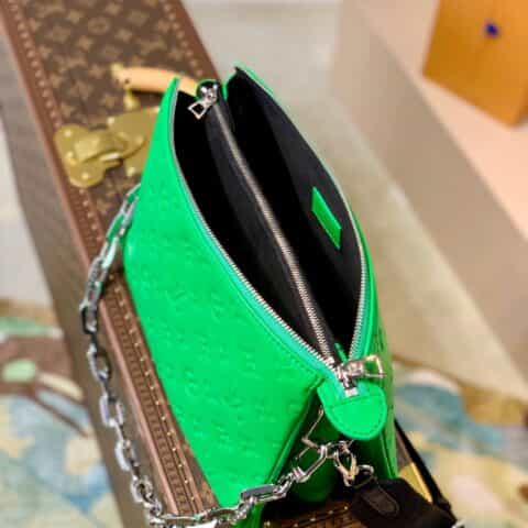 Louis Vuitton LV Coussin 链条斜挎包 M57936绿色