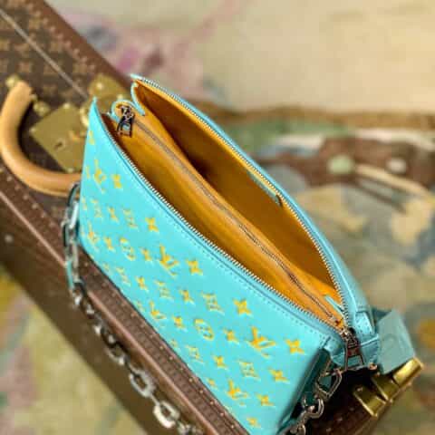 Louis Vuitton LV Coussin PM bag M58627薄荷绿