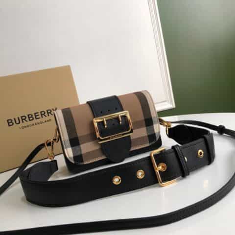 Burberry巴宝莉House格纹裁片The Buckle 搭扣包