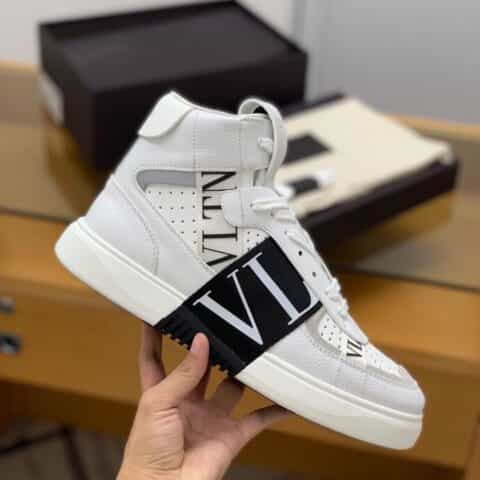 Valentino华伦天奴   六条橡胶效果VLTN logo绑带男款运动鞋