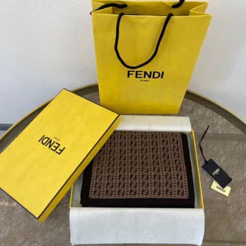 FENDI芬迪FF微型图案新款针织羊毛围巾