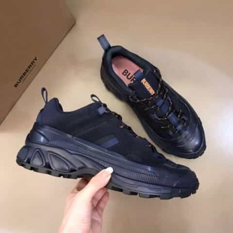 BURBERRY巴宝莉   B家原单精品，时装秀款 Union 运动鞋