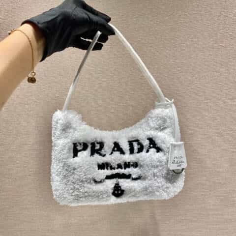 Prada 毛绒绒Hobo腋下包 1NE515白色