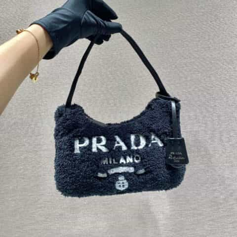 Prada 毛绒绒Hobo腋下包 1NE515黑色