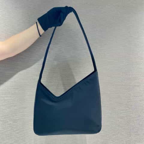 Prada 新款中古异形腋下包 1BD669