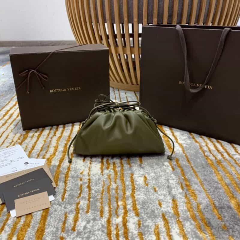 Bottega Veneta The Mini Pouch 云朵包 585852绿色
