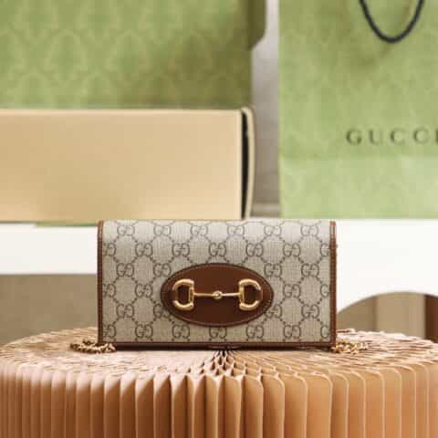 Gucci Horsebit 1955 wallet with chain 621892 92TCG 8563