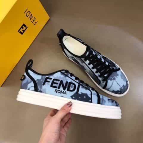 FENDI芬迪    进口印花帆布拼接经典男士老花系带运动鞋