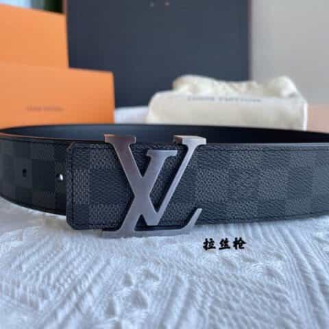 LOUIS VUITTON经典啡棋盘格/黑棋盘格/老花40毫米腰带
