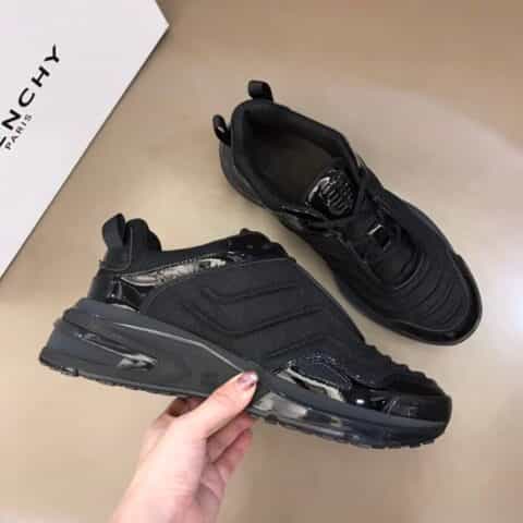 Givenchy纪梵希   2021秋冬新品GIV 1男士低帮慢跑运动鞋