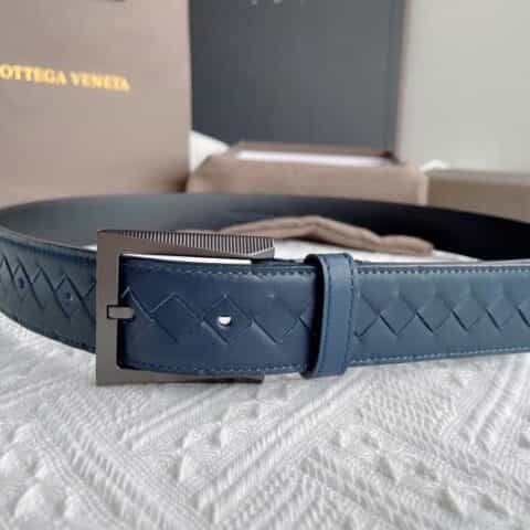 Bottega. Venetia  意大利雾面小牛皮采用编织工艺搭配针式扣头商务休闲腰带