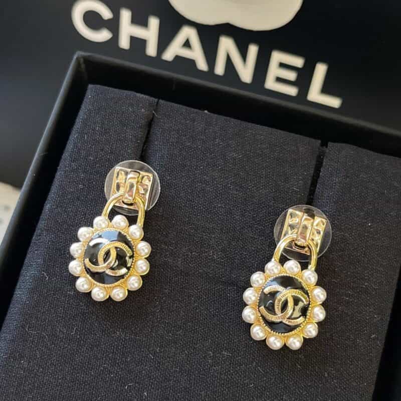 2021新款CHANEL香奈儿双c耳钉耳环