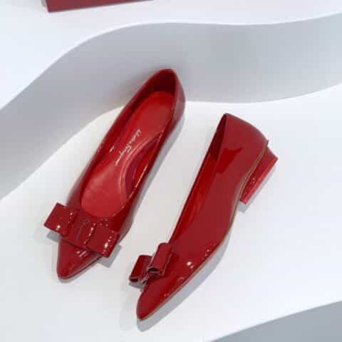 SF salvatore Ferraga*o  菲拉*慕最新糖果色走秀款尖头浅口Viva芭蕾舞鞋