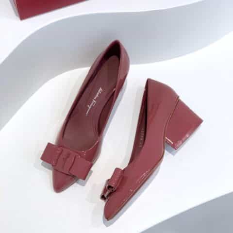 SF salvatore Ferraga*o  菲拉*慕最新糖果色走秀款尖头浅口Viva芭蕾舞鞋