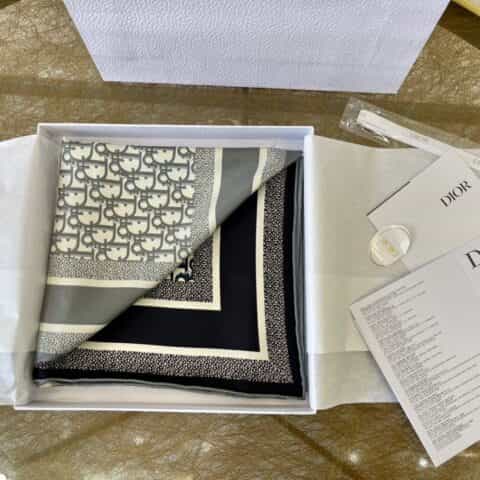 Dior迪奥『D字母书签双面』100%真丝丝巾