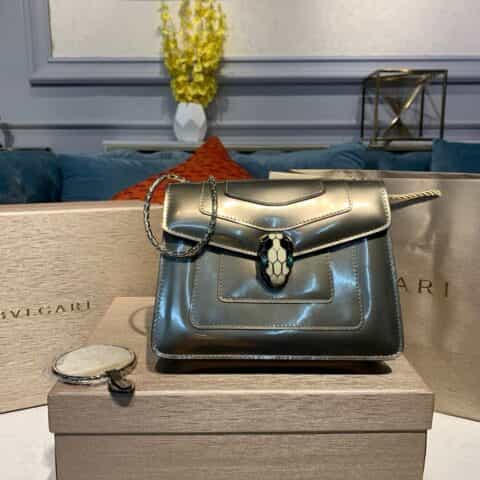 BVLGARI宝格丽意大利磨砂质感镜面小牛皮肩背包61879