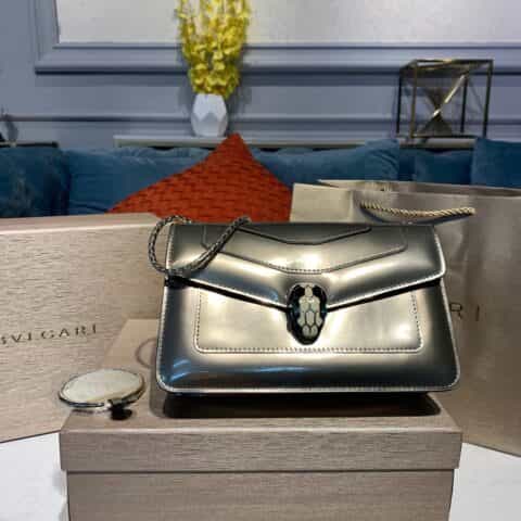 BVLGARI宝格丽意大利磨砂质感镜面小牛皮肩背包61885