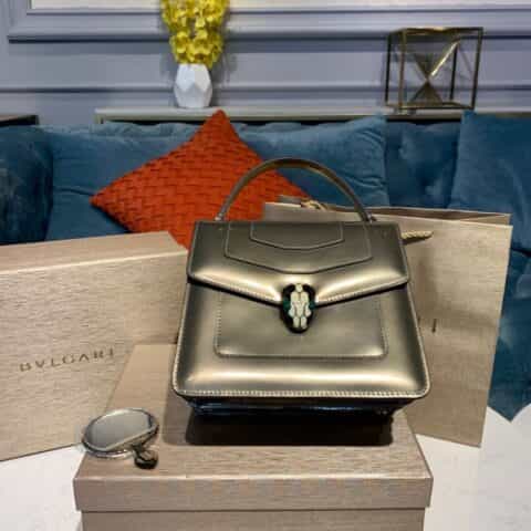 BVLGARI宝格丽意大利磨砂质感镜面小牛皮手提包38329