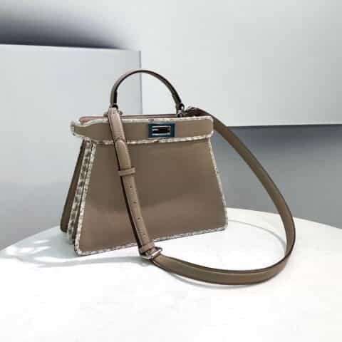 FENDI芬迪独家定制小牛皮PEEKABOO中号手袋