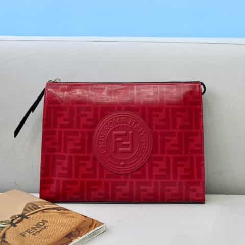 FENDI芬迪长方形防水料手包678C