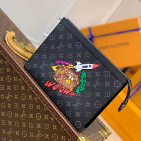 Louis Vuitton LV Pochette Voyage 手拿包 M80914