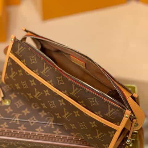Louis Vuitton LV 中古系列斜挎三角Popincourt金球包 M40008
