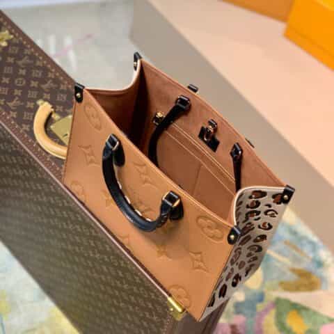 Louis Vuitton LV Onthego MM 豹纹印花托特包 M58521焦糖色