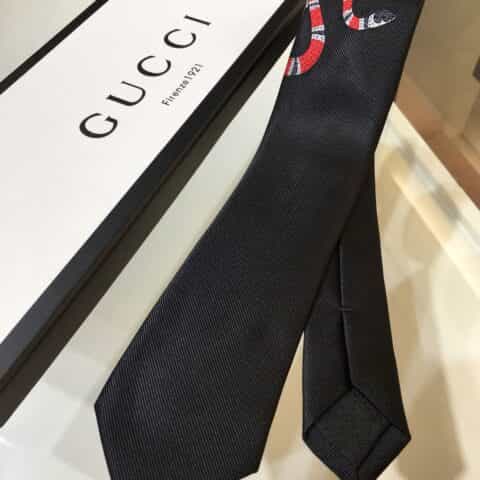 GUCCI古驰100%顶级提花真丝蛇形领带