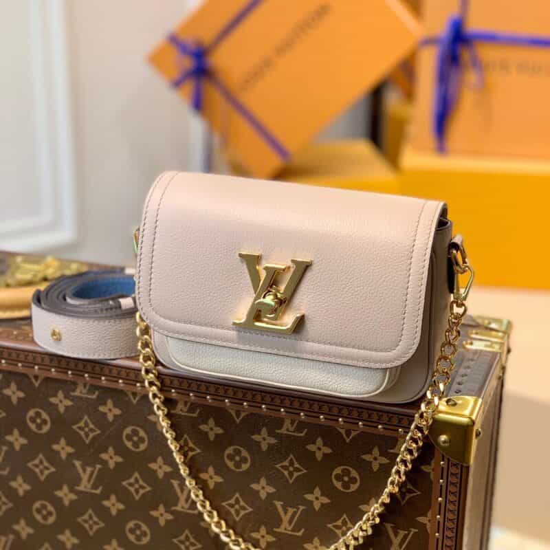 Louis Vuitton LV Lockme Tender cross-body bag M58554灰褐色