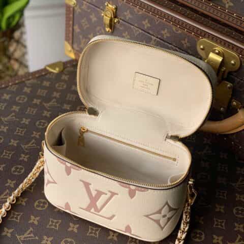 Louis Vuitton LV Vanity PM 化妆包 M45599奶白色