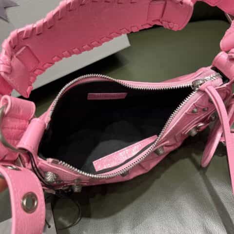 Balenciaga Le Cagole 26 月牙包 671309嫩粉色
