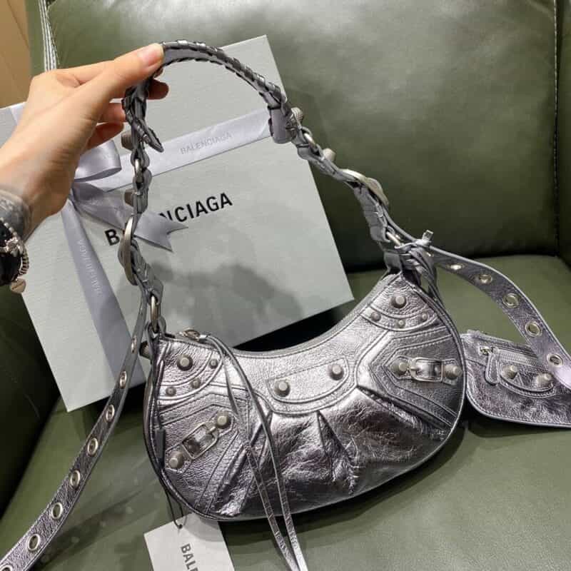 Balenciaga Le Cagole 26 月牙包 671309银色