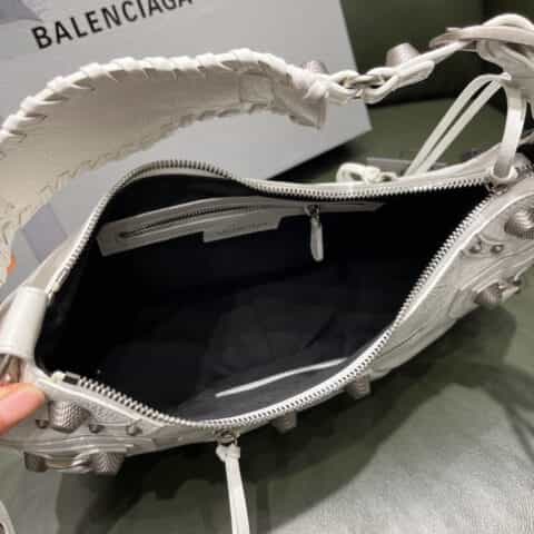 Balenciaga Le Cagole 31 月牙包 671307白色