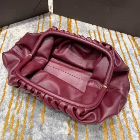 Bottega Veneta The Pouch 40 云朵包 576227波尔多酒红
