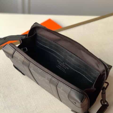 Louis Vuitton LV Soft Trunk bag M69838黑花