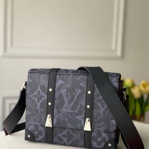 Louis Vuitton LV Trunk 邮差包 M57271