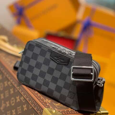 Louis Vuitton LV Alpha Wearable N60418