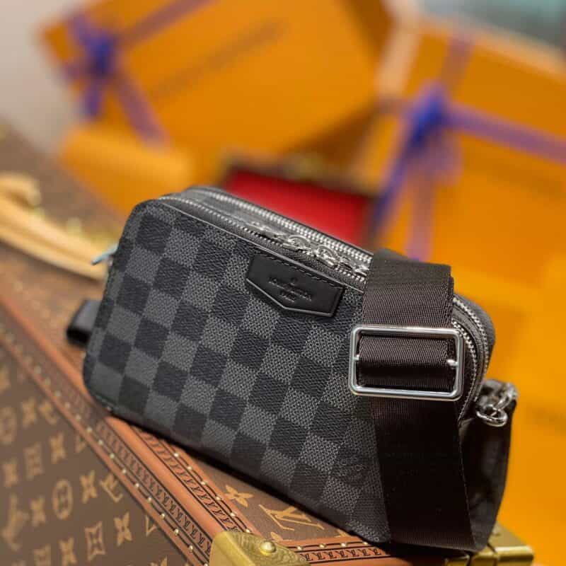 Louis Vuitton LV Alpha Wearable N60418
