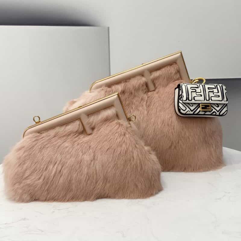 FENDI芬迪first系列F字母水貂毛肩背包80028