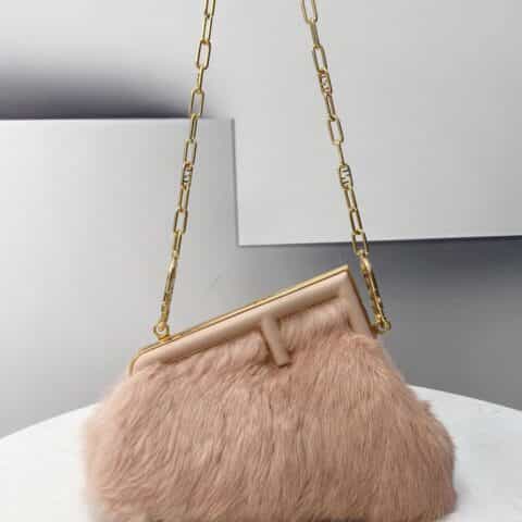 FENDI芬迪first系列F字母水貂毛肩背包80028