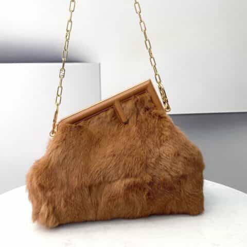 FENDI芬迪first系列F字母水貂毛肩背包80028