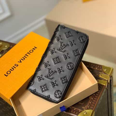 Louis Vuitton LV Zippy Vertical 钱夹 M80505