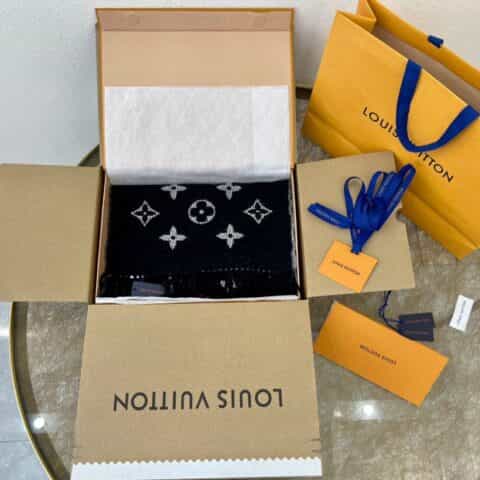 LV路易威登羊毛羊驼毛混纺Daily 围巾M76701