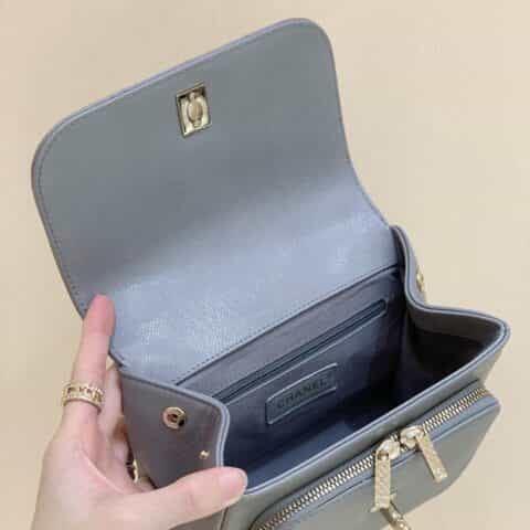 Chanel Haas牛皮纯原厂邮差包 A93749灰色