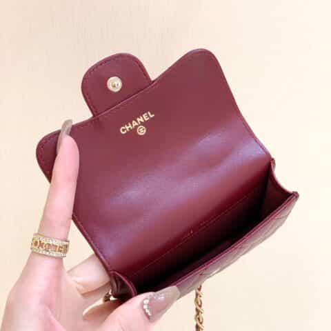 Chanel 2021早秋高级手工坊系列迷你手挽口盖小包 AP2200红色