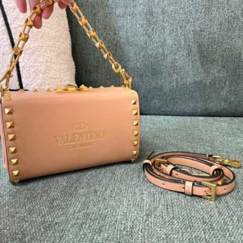 Valentino华伦天奴背面大logo粒面小牛皮新款大金链小手袋0599