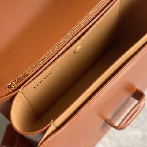 LOEWE罗意威 Barcelona 巴塞罗三角包 0662焦糖色