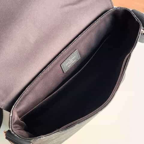 Louis Vuitton LV DISTRICT新款男士单肩斜挎包 M44000