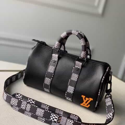 Louis Vuitton LV Keepall Nano 斜挎包 M80202